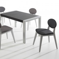 Mesa nova extensible en porcelánico.