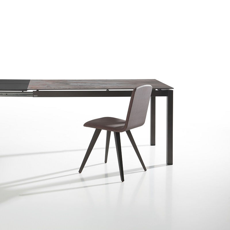 Mesa de cocina DINA extensible en porcelánico.